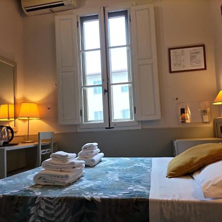 Hotel Camilla Firenze エクステリア 写真