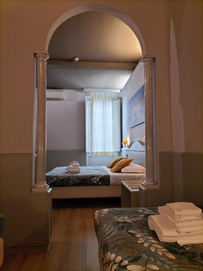 Hotel Camilla Firenze エクステリア 写真