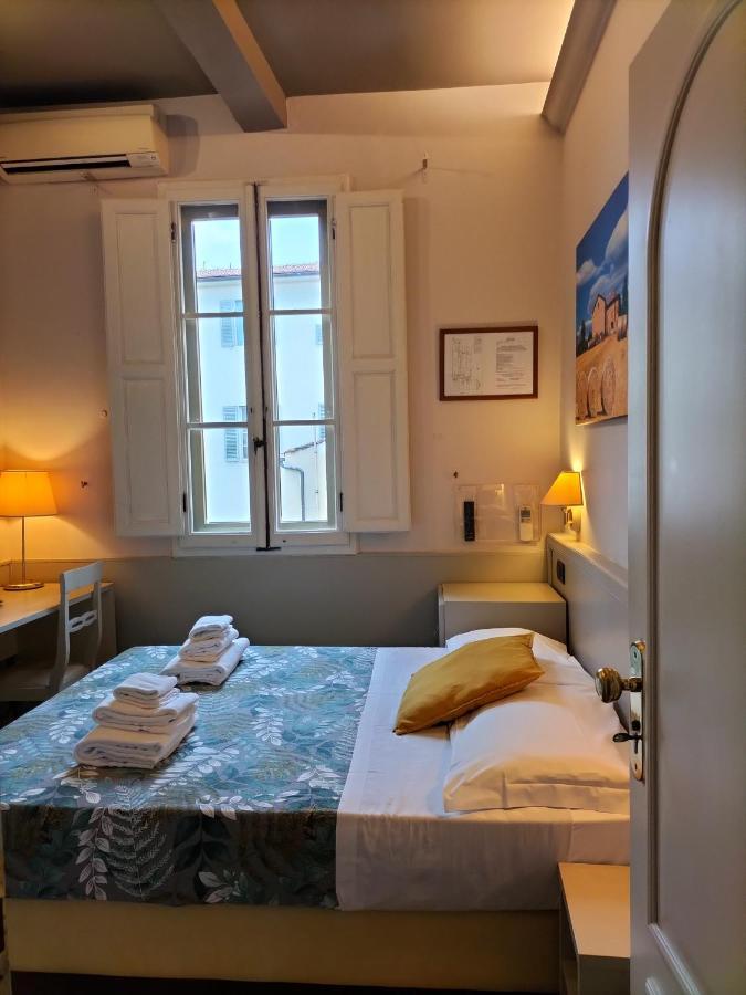 Hotel Camilla Firenze エクステリア 写真