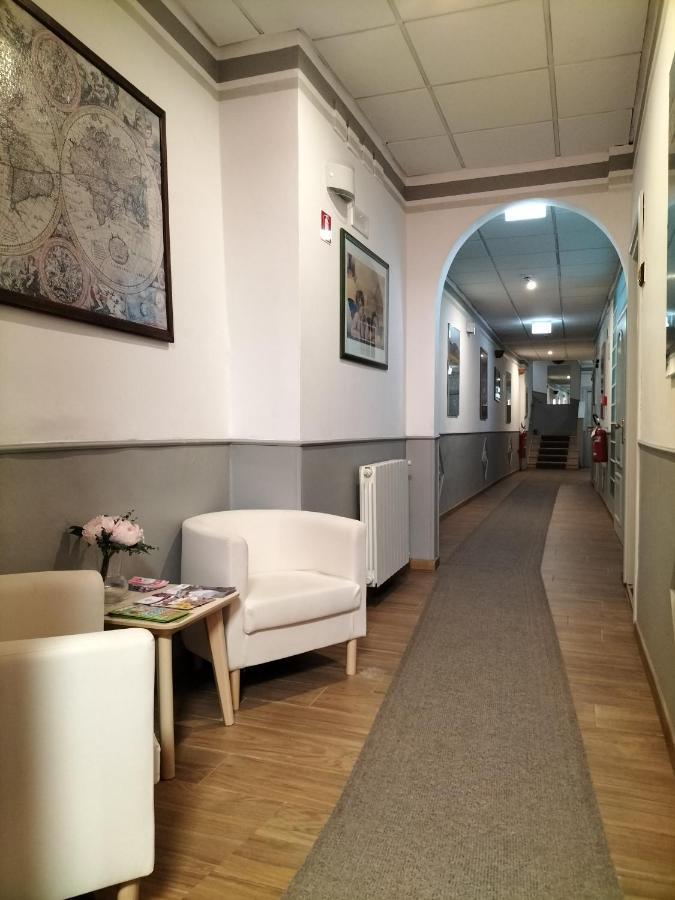 Hotel Camilla Firenze エクステリア 写真