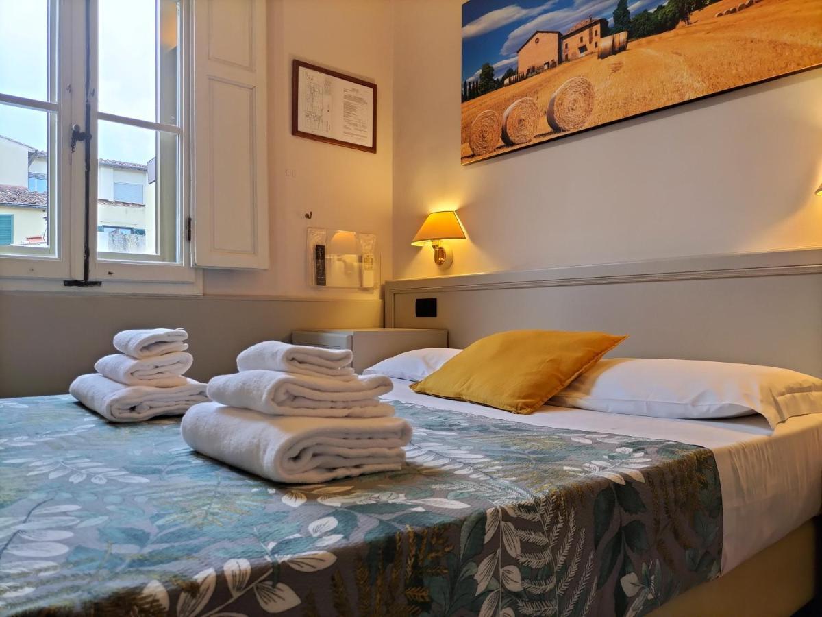 Hotel Camilla Firenze エクステリア 写真