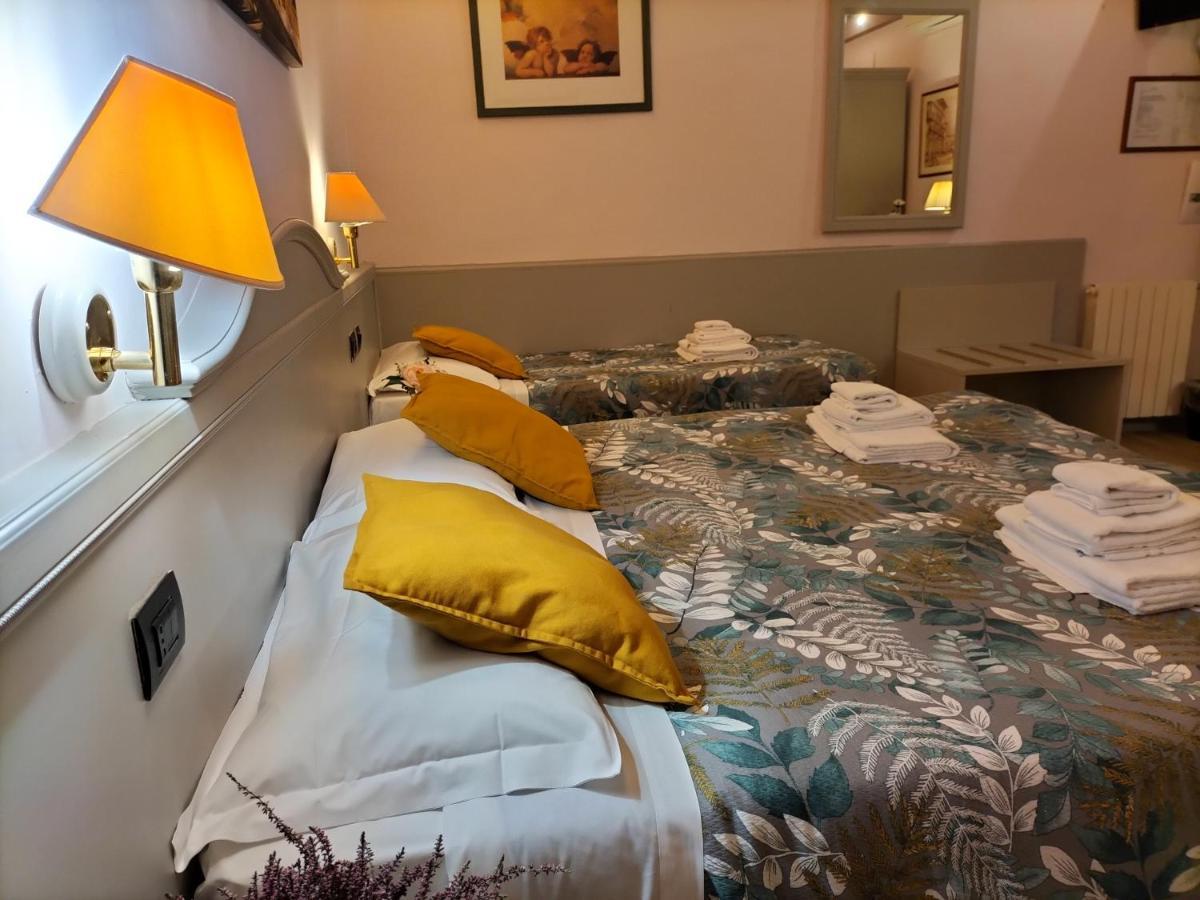 Hotel Camilla Firenze エクステリア 写真