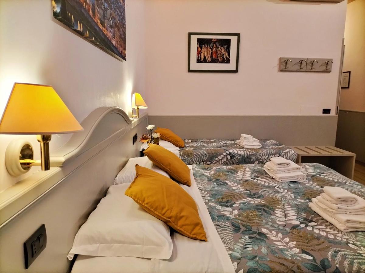 Hotel Camilla Firenze エクステリア 写真