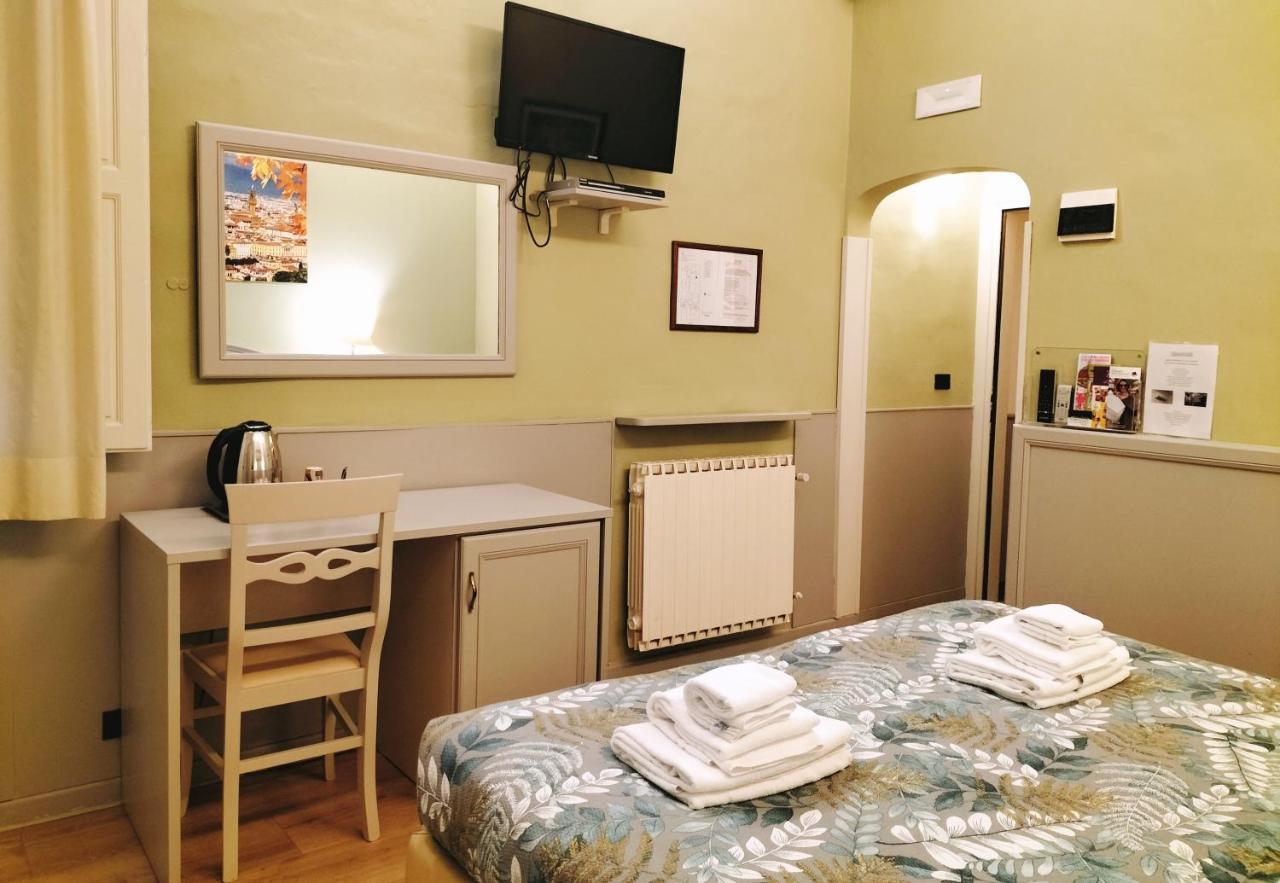 Hotel Camilla Firenze エクステリア 写真