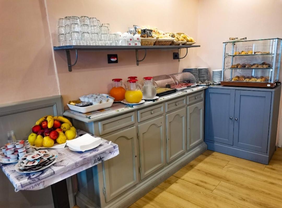 Hotel Camilla Firenze エクステリア 写真
